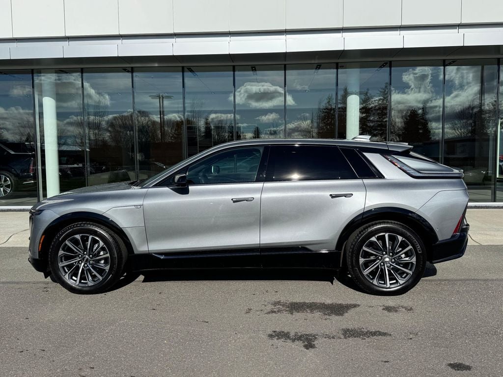 Used 2025 Cadillac LYRIQ Sport 1 with VIN 1GYKPURK9SZ317512 for sale in Bellevue, WA