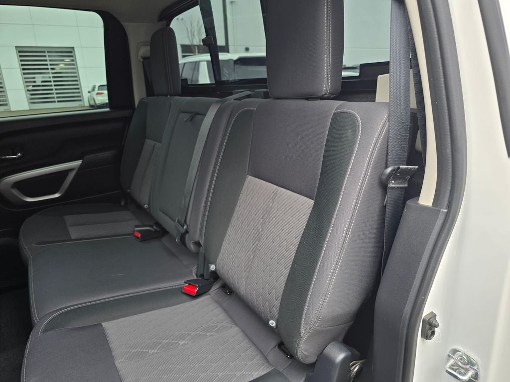 2021 Nissan Titan SV