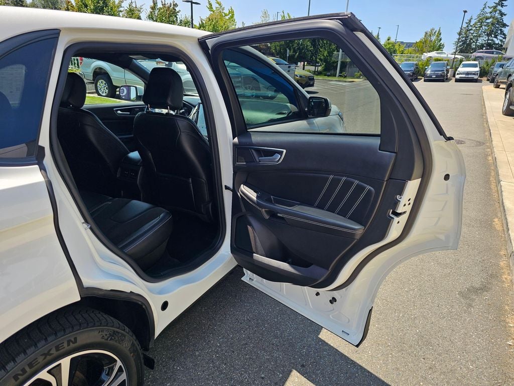 2021 Ford Edge ST