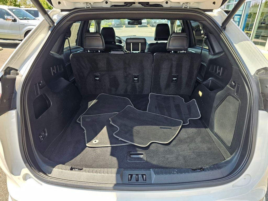 2021 Ford Edge ST