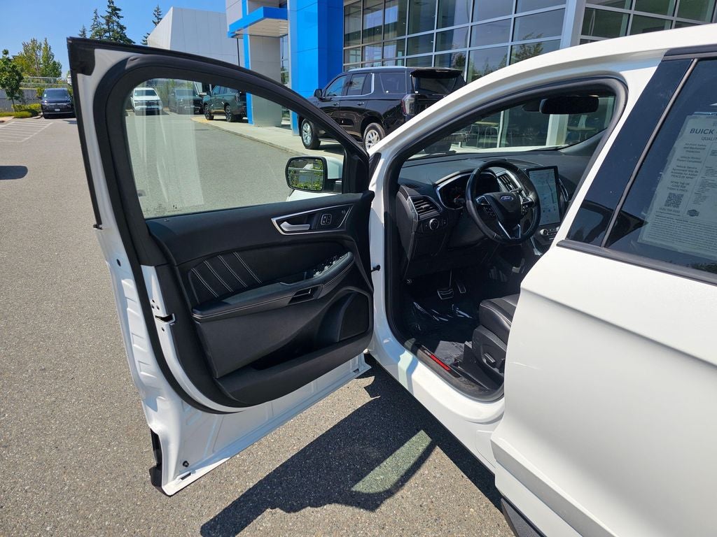 2021 Ford Edge ST