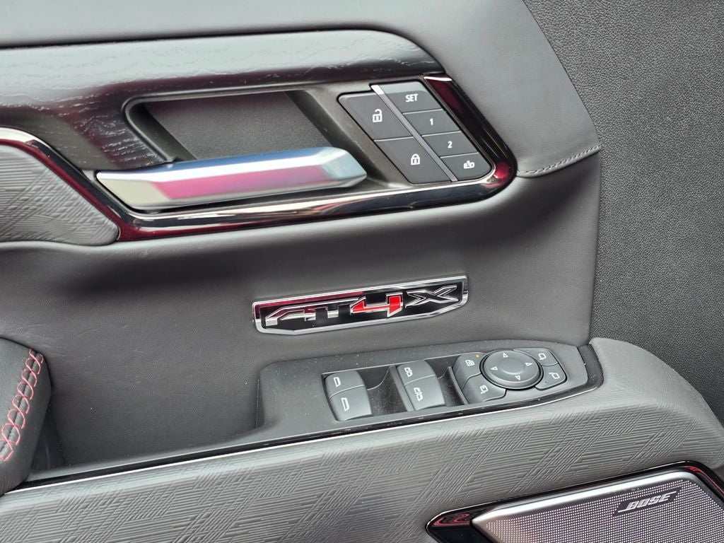 2023 GMC Sierra 1500 AT4X