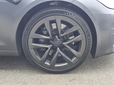 2022 Tesla Model S Plaid