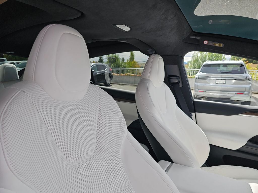 2024 Tesla Model X Base