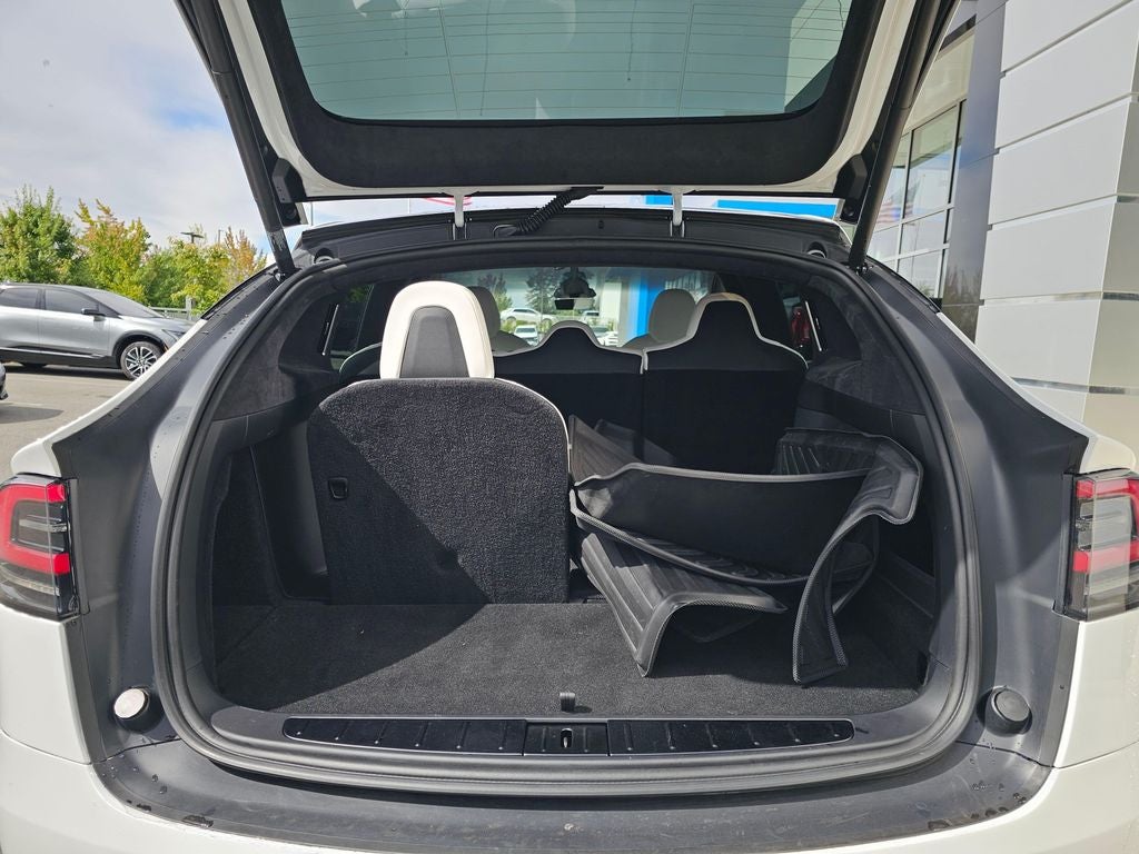 2024 Tesla Model X Base